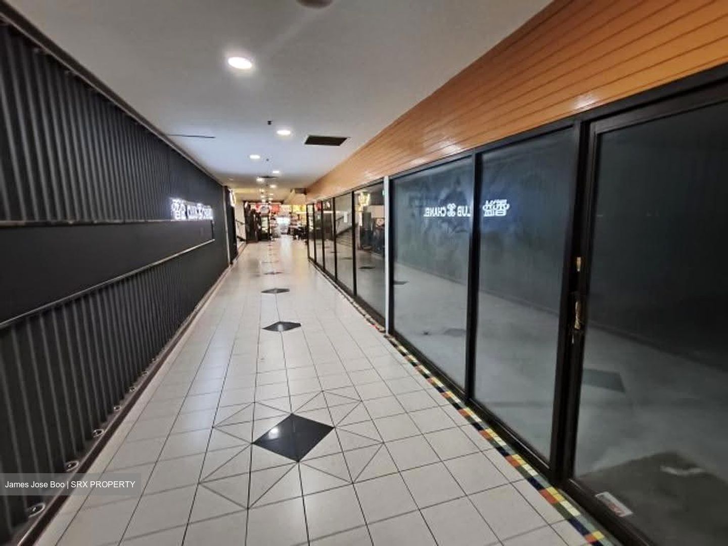 Parklane Shopping Mall (D7), Shop House #633872821